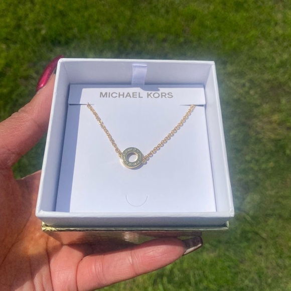 MICHAEL KORS necklace​ - Picture 14 of 16